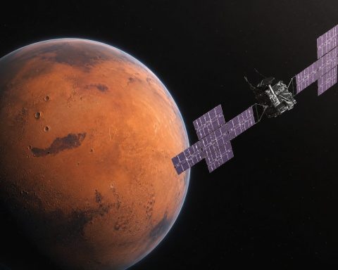NASA’s Psyche Probe Sends Mars Snapshot as Metal-Asteroid Project Gains Momentum Again