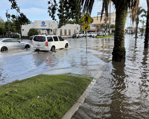 Florida Storms Today: Jacksonville Faces Heavy Rain Risk as Cold Front Crosses State