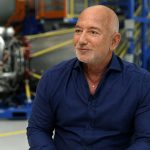 Bezos Sees SpaceX’s Mega IPO as Tied to a Larger Gamble