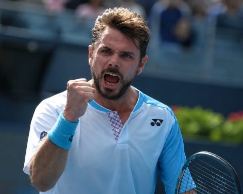 Michelsen Stuns Geneva Crowd, Next Faces Wawrinka in Likely Farewell