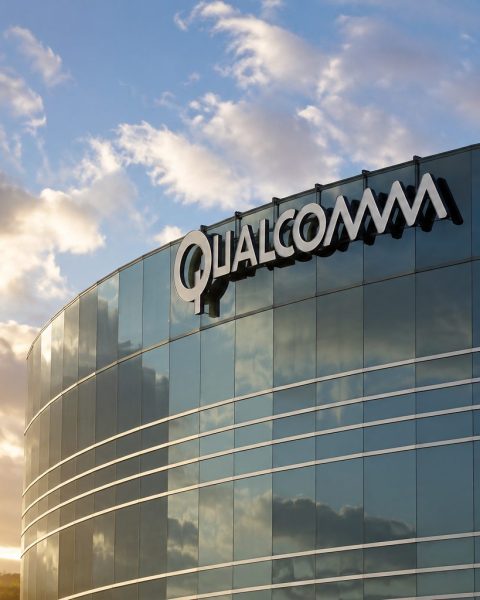 Qualcomm Stock Surges Again: Why Wall Street Is Looking Past the QCOM Guidance Miss