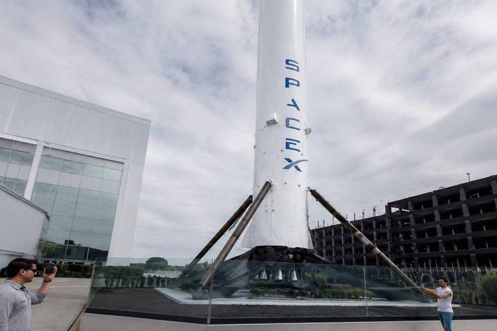 Starlink Raises the Stakes in SpaceX’s $1.75 Trillion Valuation Debate