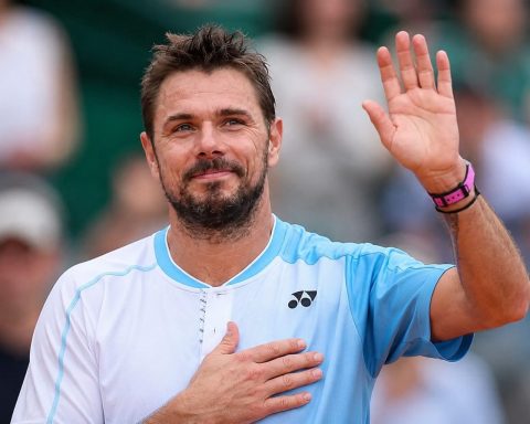Wawrinka Gets Surprise Geneva Sendoff as Tabilo Withdraws Last Minute