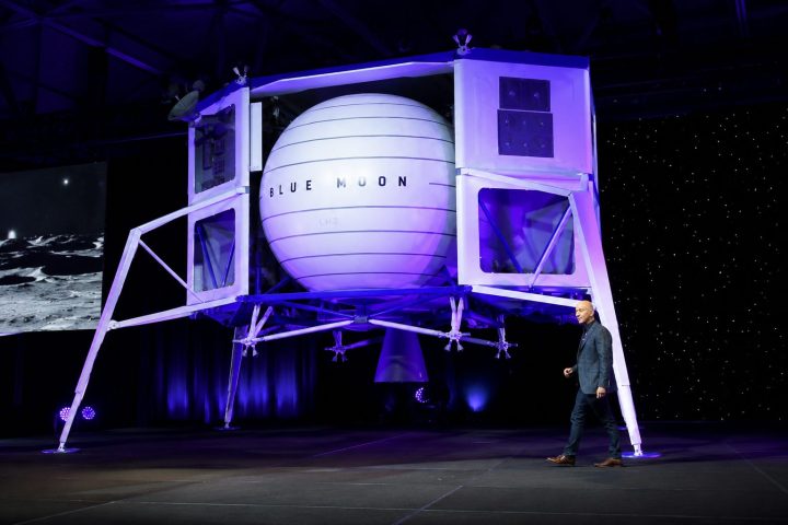 Blue Origin Launch Rattles NASA Moon Mission Schedule