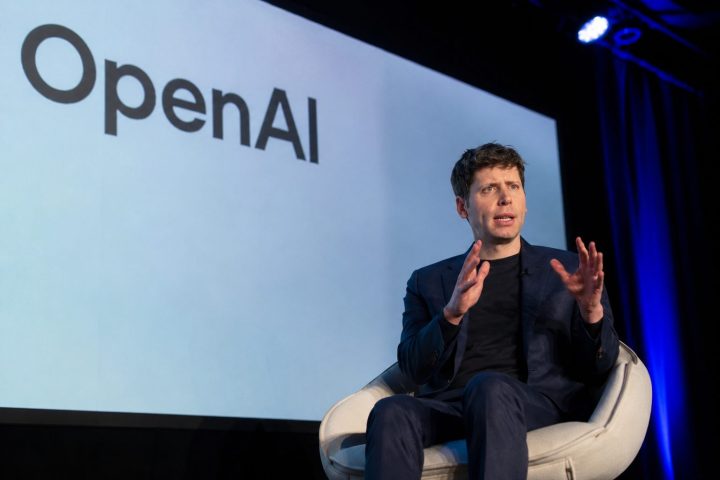 Anthropic Rolls Out IPO, ChatGPT Surges Past 1 Billion Users as OpenAI Eyes Its Own Listing