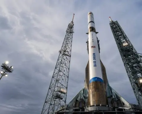 Blue Origin Launch Pad Snag Slows NASA’s Moon Campaign