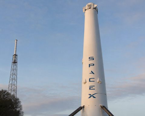 SpaceX IPO Buzz Swirls as Starlink Faces $1.75 Trillion Challenge